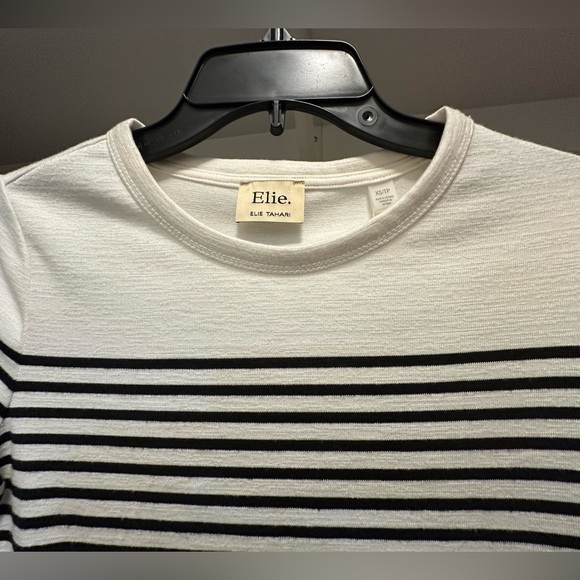 Elie Tahari Cream Textured Top - Picture 4 of 7